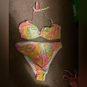 Women’s swimwear